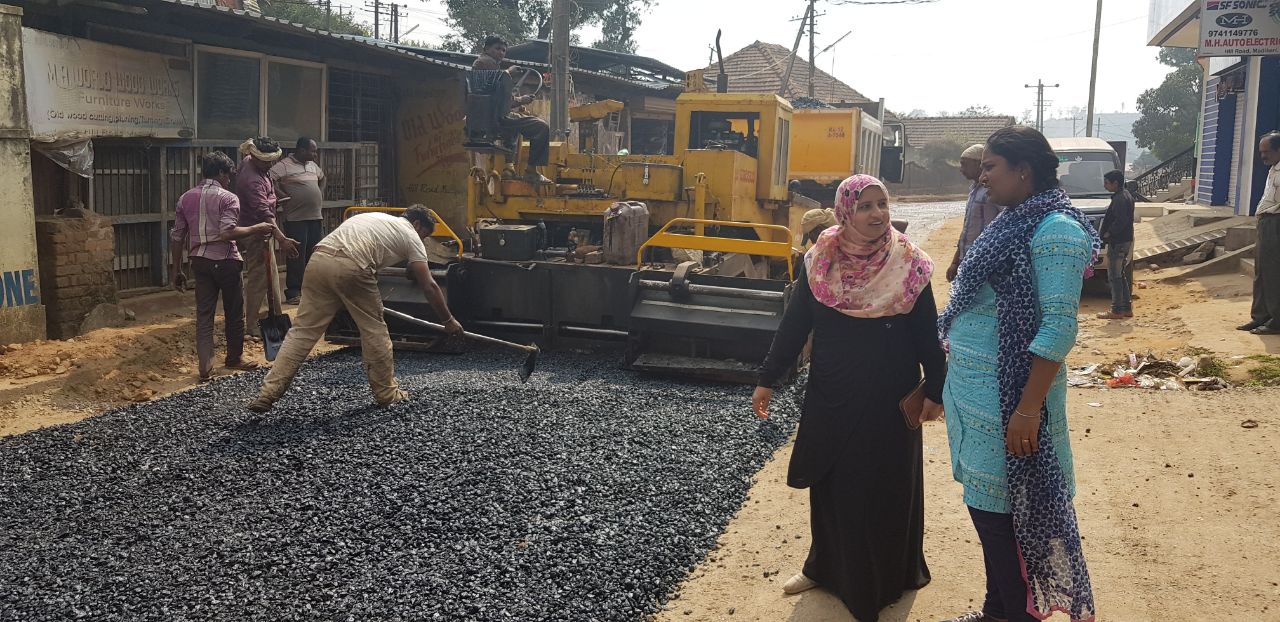 ಮಡಿಕೇರಿ : ಹಿಲ್‍ರೋಡ್ ಅವ್ಯವಸ್ಥೆಗೆ ಮುಕ್ತಿ - ಡಾಮರೀಕರಣ ಆರಂಭ